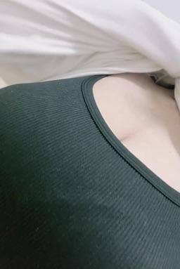 sexybearr : 高領毛衣下的大奶😙好緊繃😵‍💫嫩嫩圓圓>\\<