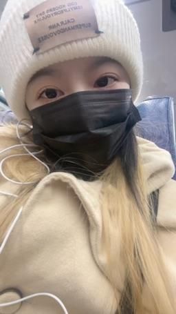 50rabbit_150 : 不是很想再跟感冒當好朋友😷乖乖戴口罩✌🏻
-
新年啟動，大家都順順利利呀～～～
✨✨☀️