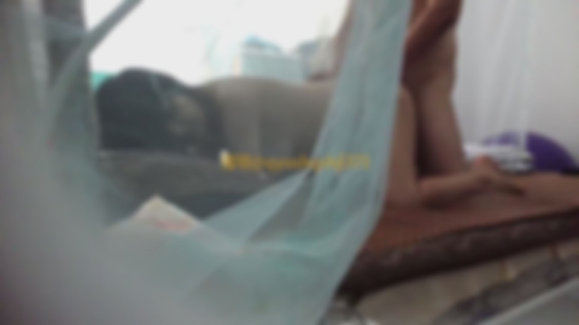 ck759297 : 认识一个玩LOL的大奶美女，几天就拿下了