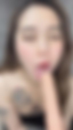 may_yy : Babe
巨根😈深喉嚨浸泡在麥香裡😈哥哥想要嗎