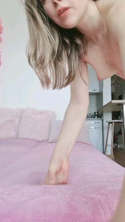 lessikitty : doggy , feet , ass