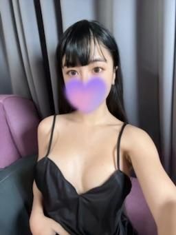 pretty_mia : 今晚10:30-12:00開播呦
快來陪我一起玩🥰
#性感睡衣 #sex