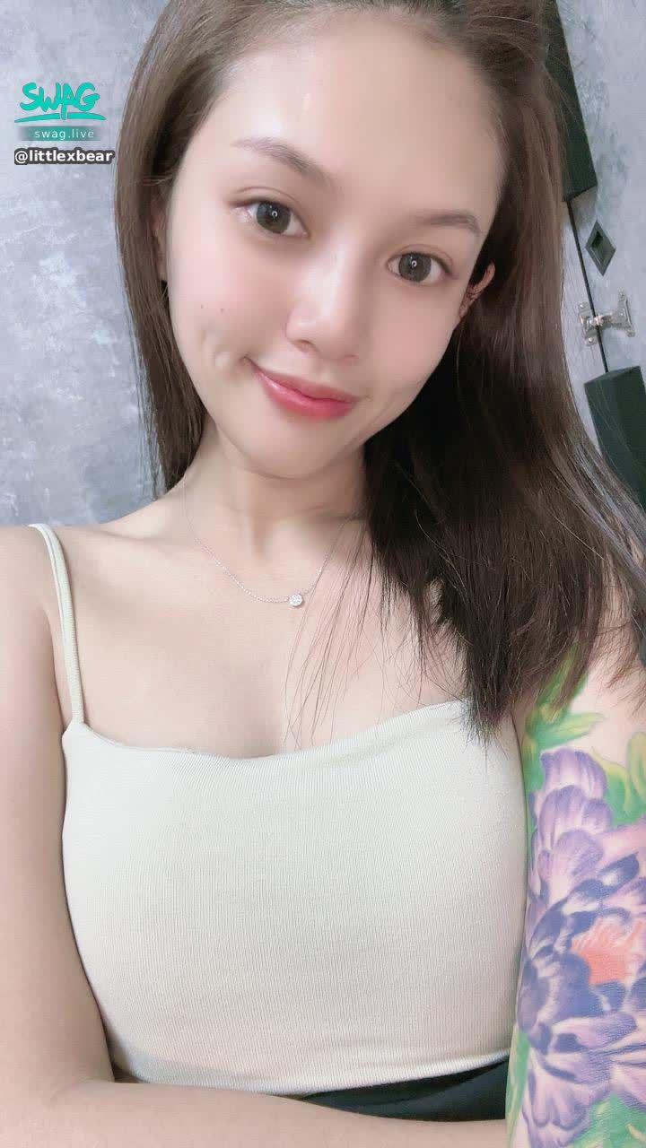 littlexbear : Babe
白天休息
不舒服😷