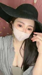 my_babykitten : 偶爾換個風格也不錯啊😮💨😮💨😮💨
#厭世風 #是小姐姐