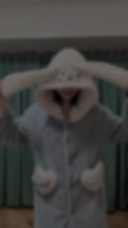 happy0721 : 跳跳跳❤️💕
還不太會使用這個發文介面!