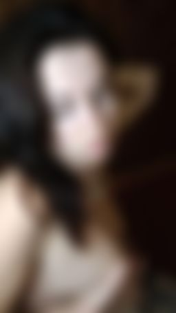 julielove : Enjoy my body, lick my nipples and pussy
