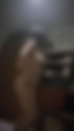 julielove : Dancing sexily in front of the mirror