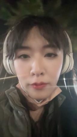 colavsvs : Babe告訴泥囉💗明天11點見