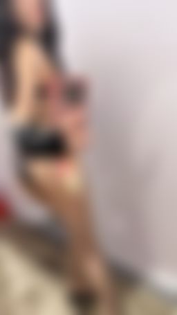 egf2673 : 長腿美尻網襪 🙈 🙉 🙊 
想被打嗎💕