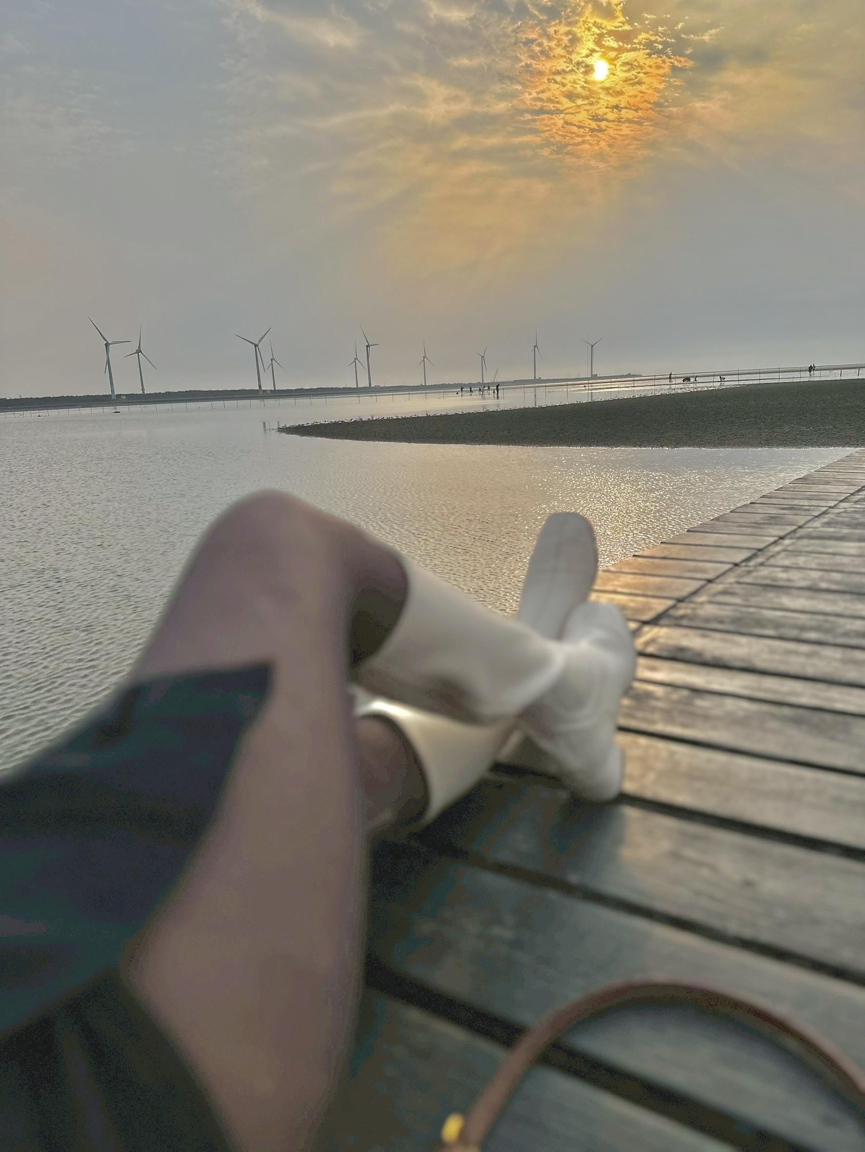 jagergirl : 騷黑絲的誘惑💦腿控寶寶快收藏