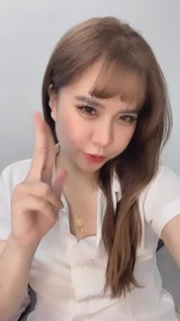 may_yy : Babe
我嘞个豆  一言不合就開槍？
麥香好害怕><