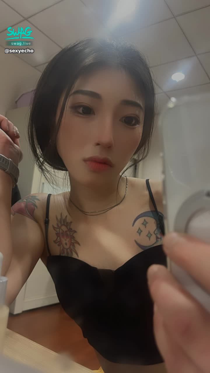 sexyecho : 不知道要留長髮還是短髮
有哥哥可以幫我決定嗎😌
選擇障礙的我