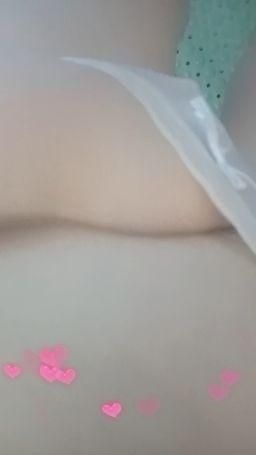 floraof : 最近好容易濕🙈💦 所以都比較多整下佢