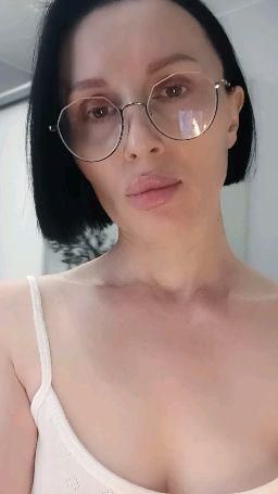 janettelux : hot tits