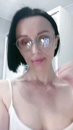 janettelux : tits
