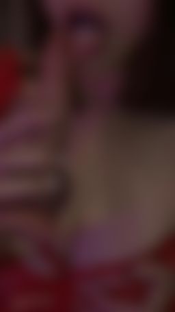 qqxoxo : ❤️‍🔥靈活的小舌頭👅會不小心射滿臉嗎？💦💦

解鎖🔓私訊
5隻棒棒口紅💄🉐吃棒棒片片💦

#QQ  #吃吃 #騷 #誘惑 #私訊換片
