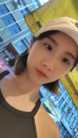 ouopuppy : 這件衣服薄到超級明顯整個胸部都露出來ㄟ