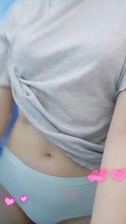 floraof : Babe小小灰白襯衫