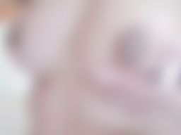 feifei_20 : 這個奶這樣晃動 是不是被從背後撞擊 🙈