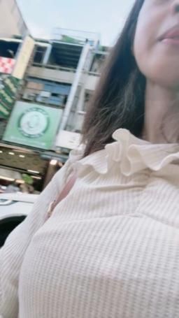lovemeredith : 猜我在哪個夜市覓食。答對送片片