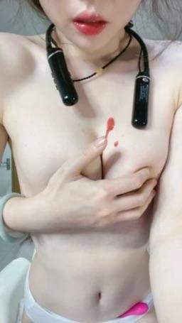 pettysaosao : 滴蜡刺激Babe