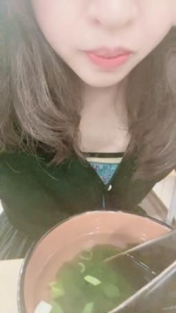 lovemeredith : 海帶芽菜湯我煮的比較好喝，你想不想喝呀