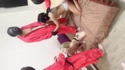 elva1987110 : 超狂 三女 闖關遊戲
只要購買「 上、下集」
連結
https://5w.ag/16MRaCBoFHqP6izq5

截圖私訊給我
就送「無套顏射」精華小影片一部