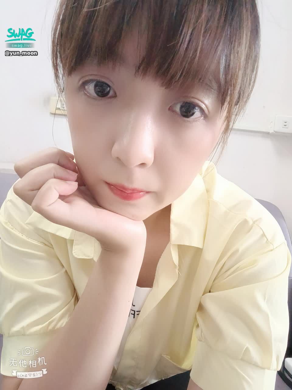 yun_moon : 很睏的自己~