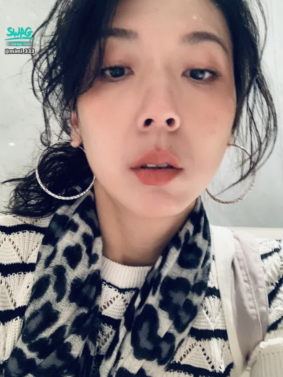 mimi_333 : 【緊急公告】
本日氣溫驟降
先前感冒的咳嗽又席捲而來
讓我歇息一日，
我們九號午夜再見