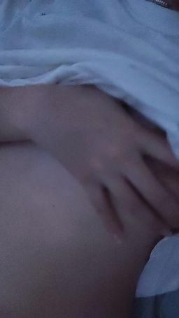 florababy : 抓抓😈