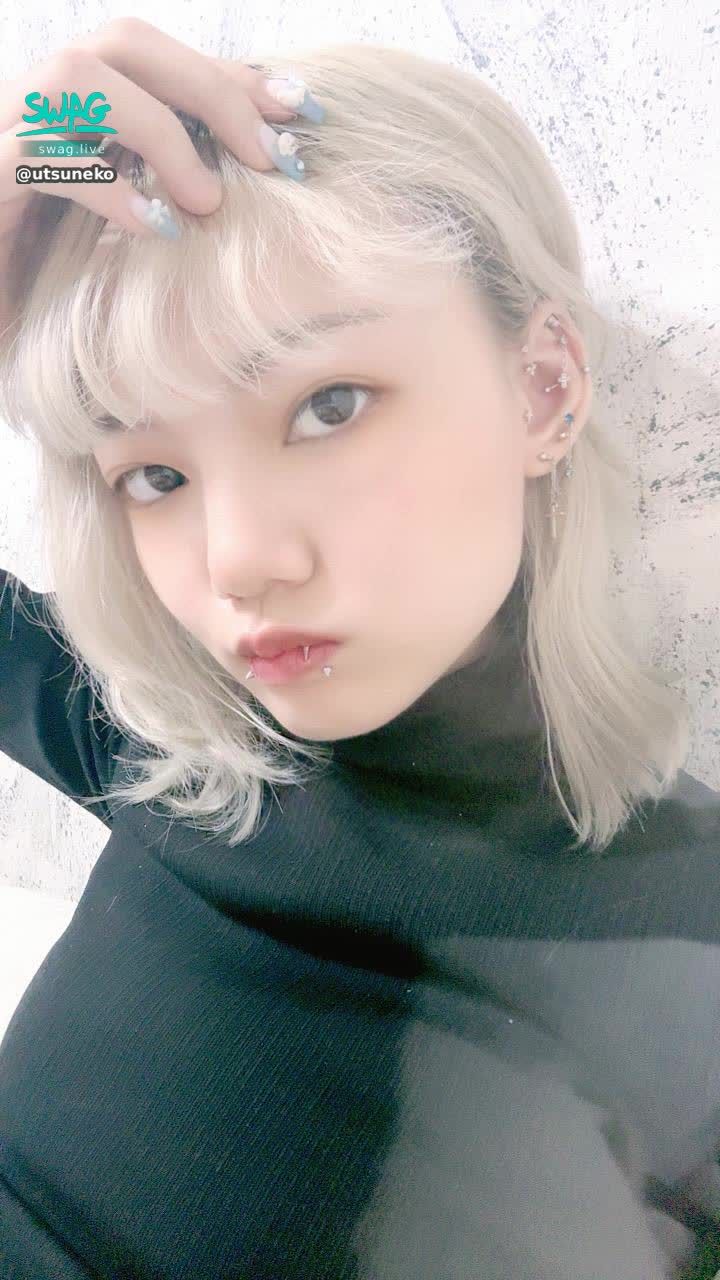 utsuneko : 今天的直播很開心🩵希望哥哥們也樂在其中🫰🏻不管是哪方面😚