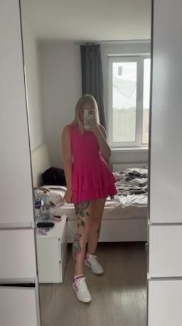 olyablondegirl : barbie girl