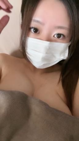 cuteninibaby : 感冒的臉臉⋯需要被關心才能趕快好🤒