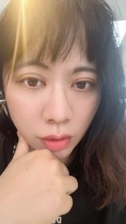 lelelina : 一個人上班前的隨手日常拍🤭🤭～會不會太鬧～太過現實平凡無奇的我🤭🤭🤭🤭
#樂樂#日常#露臉