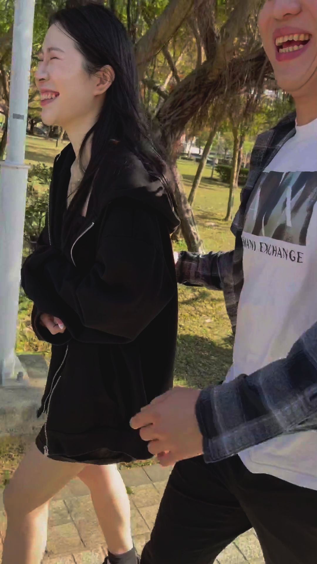 babes.private : 素人凱西首次在寶貝直播  白皙長腿真的好看一直看！