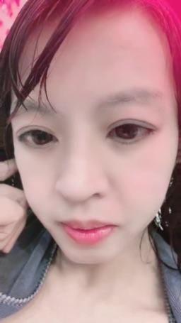 lovemeredith : 烘我的頭髮，等等晚餐要ㄧ起嗎？