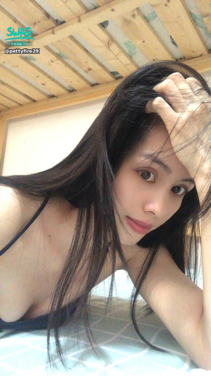 pettyfire2928 : 5/11（日）21:00 性感睡衣😍🈵10 万钻石💎换性感小内内诱惑🫦
#主题直播 #xin