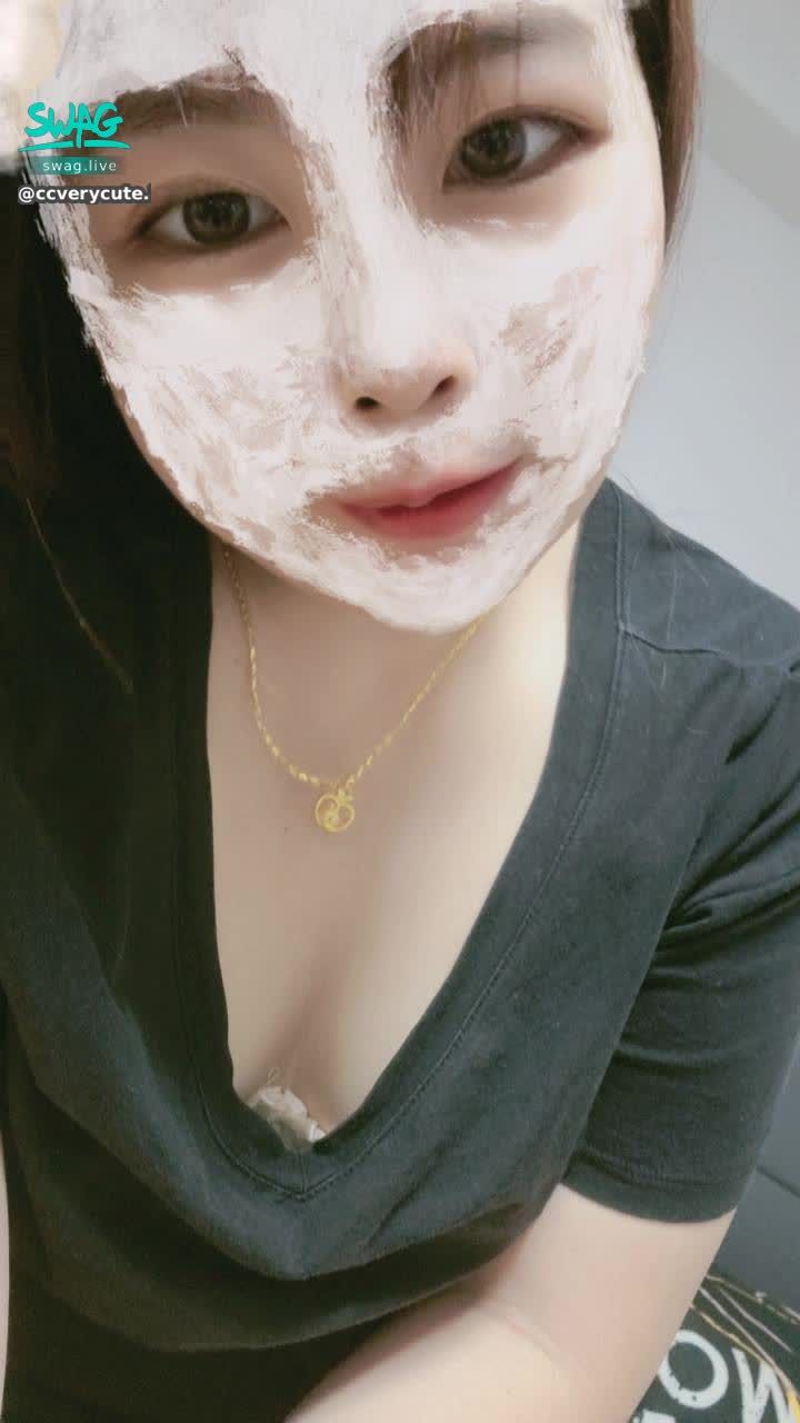 ccverycute.725 : 很多影片快來私我看很多面的我❤️