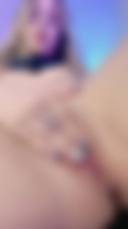 misskriss : spread my pussy for you Babe