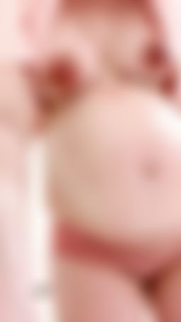 momopoly0035 : 孕婦的美腿也要塗乳液
這長腿哥哥們喜歡嗎🫶