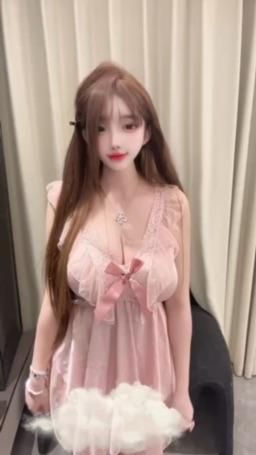 xinxin1230.. : 5/12（一）20.00 制服诱惑 满10万砖石美乳诱惑 满30万砖喷水水      #主题直播