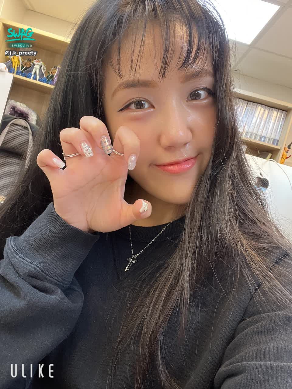 j.k_preety : Babe的快樂教主 總算回歸惹✨