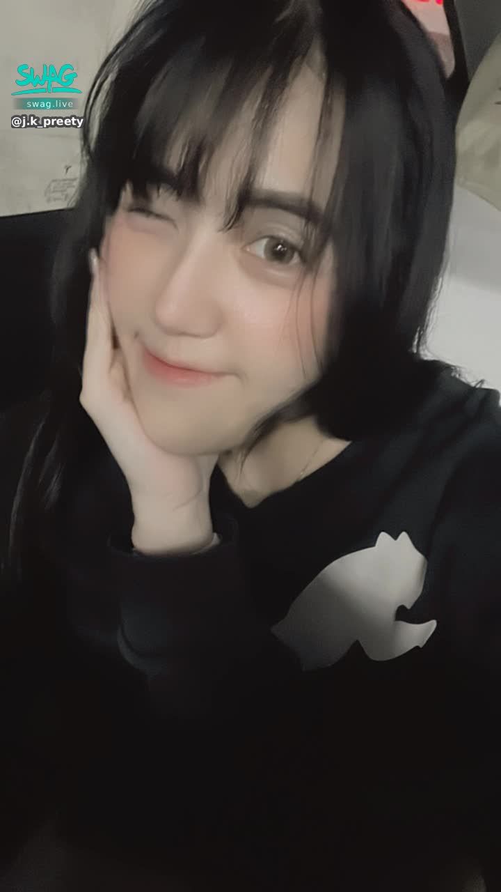 j.k_preety : Babe有在想快樂教主本尊嘛☺️