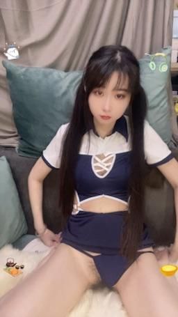 meimeicy2005 : 掰开小逼逼给哥哥看