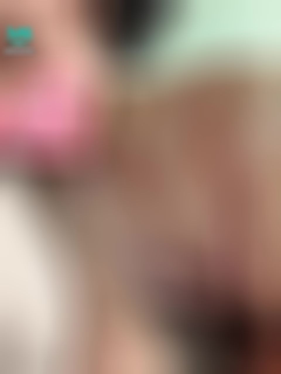 sexyanon : 月經來不舒服 好焦慮 Babe想要抱抱 😣