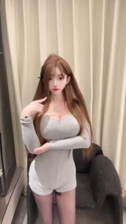 xinxin1230.. : 5/13（二）20.00 制服诱惑  满10万砖石美乳诱惑  满20万砖屁屁诱惑 满30万砖喷水水  满50万砖指挥调教20分钟  #主题直播