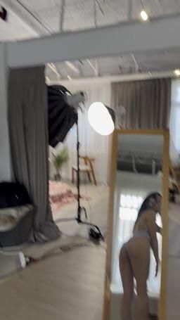 selinamimichen : 你說要從後面 那…我拒絕不了😖