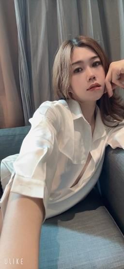 sexy_miya : 這樣的女友你幾點回家😈😈