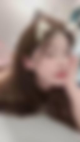rechao3 : 等会开播呀
 今晚暂定七点播啦 
 新人直播 不知名在逃公主
 请大家耐心指导我^_^
 直播时间暂定 粉丝破2k固定时间直播  
 #主题直播   #全swag顏值最高 
 #生活  #露臉  #可愛