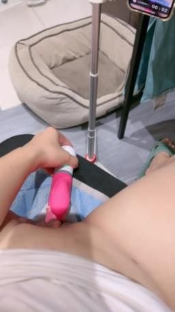 lenababy : 這根超粗🥰塞超滿的😹😹😹